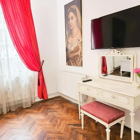 Ludovic Boutique Apartment